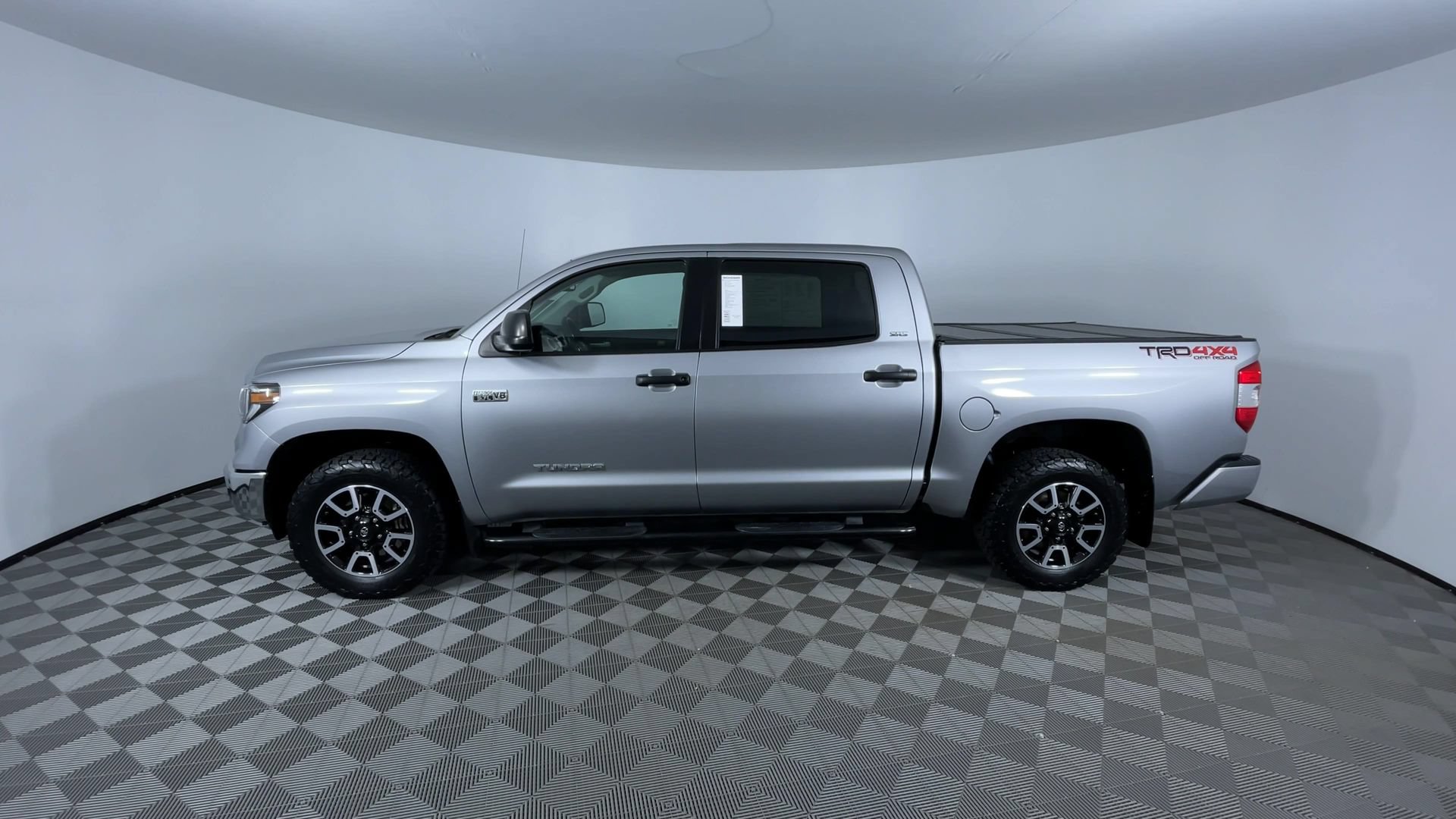 Used 2019 Toyota Tundra SR5 w/ TRD Off Road Package AWD/4WD image 5