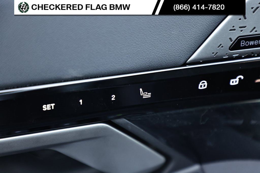 Certified 2025 BMW 530i w/ Premium Package image 18