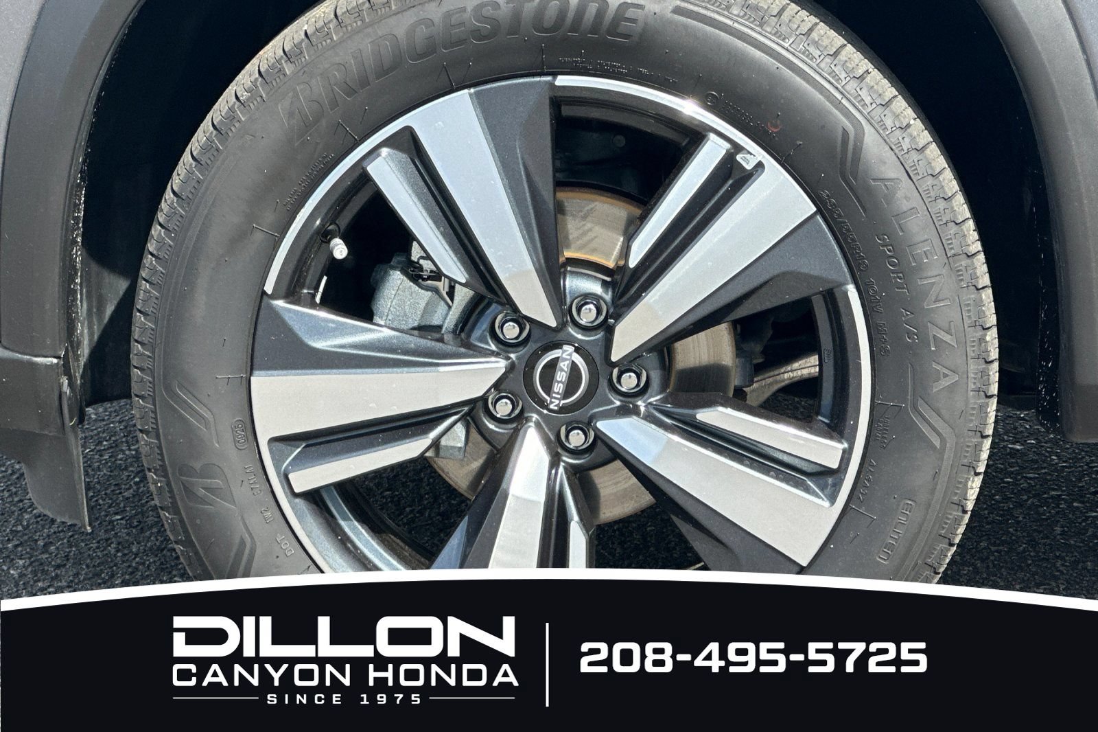 Used 2026 Nissan Rogue SL AWD/4WD image 30