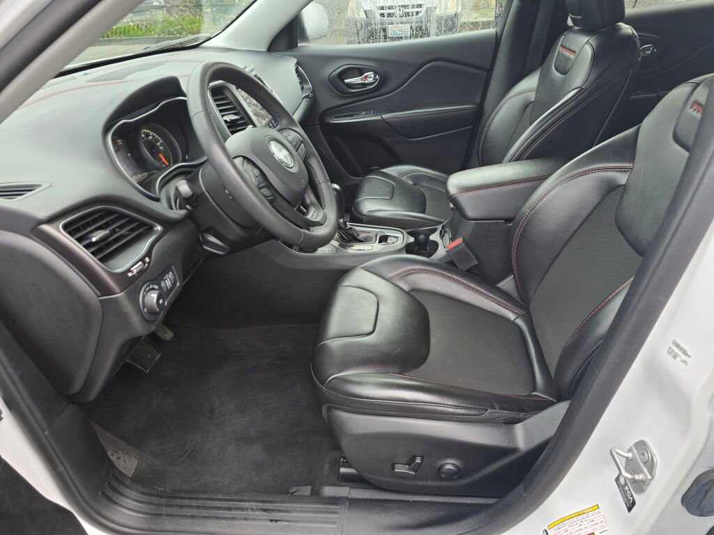 Used 2022 Jeep Cherokee Trailhawk w/ Trailer Tow Group image 21