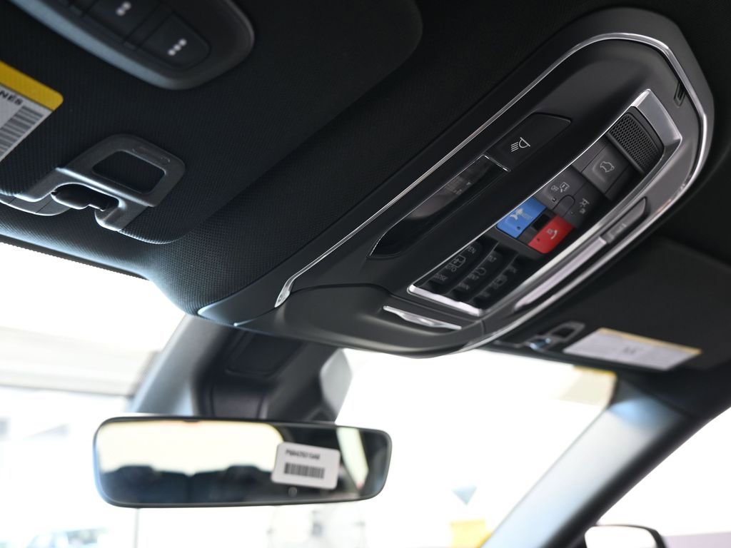 New 2026 Jeep Grand Cherokee L Limited RWD image 22