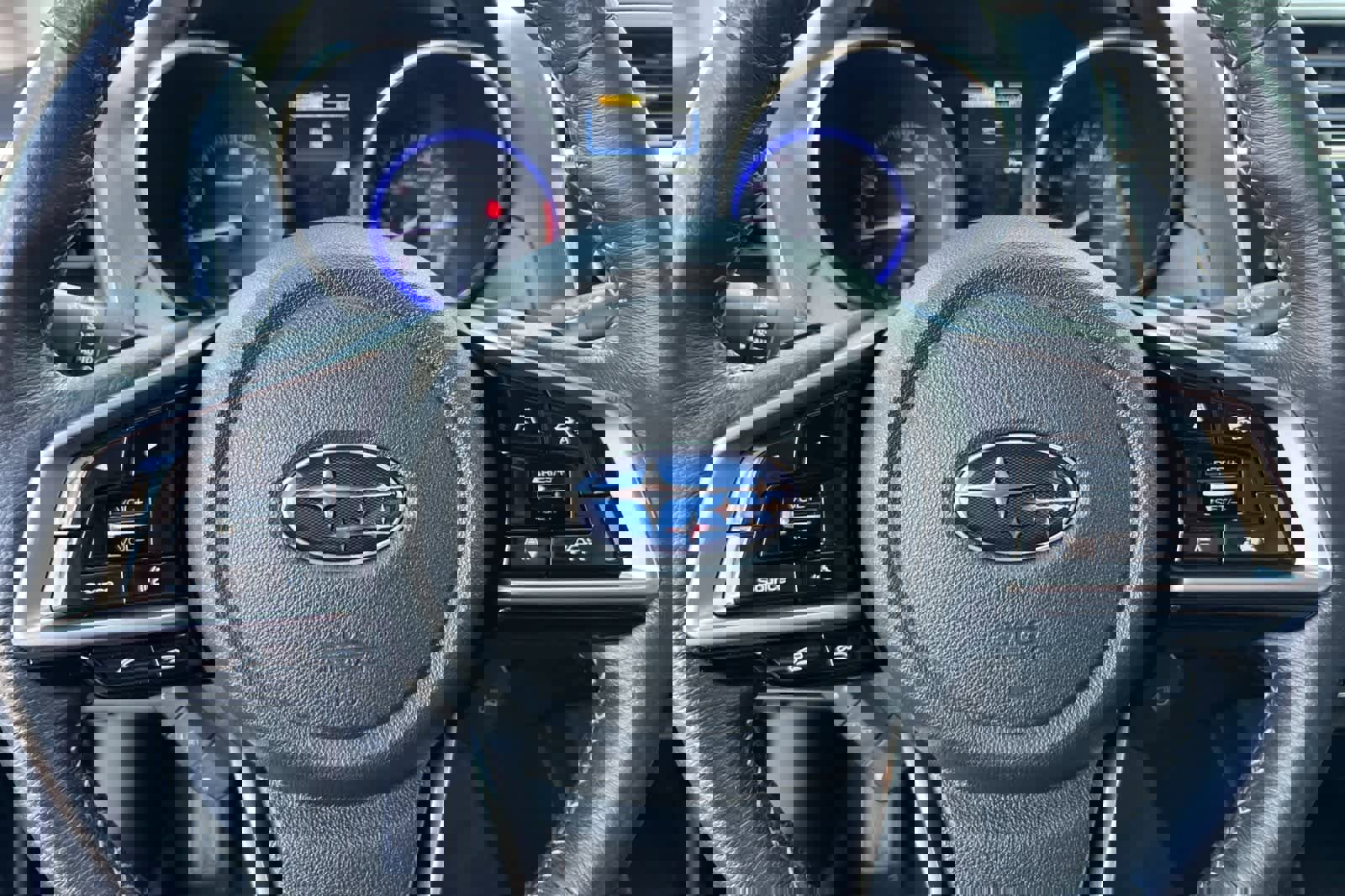 Used 2018 Subaru Outback 3.6R Touring w/ Popular Package #3 image 31