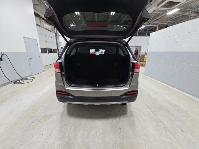 Used 2016 Kia Sorento EX w/ EX Touring Package image 17