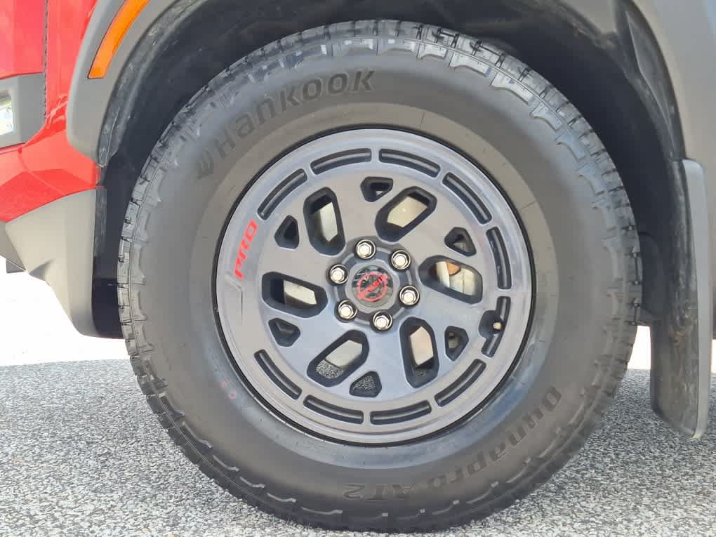 Used 2025 Nissan Frontier Pro-X w/ Tow Package RWD image 6