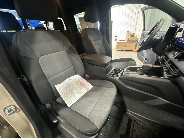 Used 2023 Chevrolet Colorado Trail Boss AWD/4WD image 32