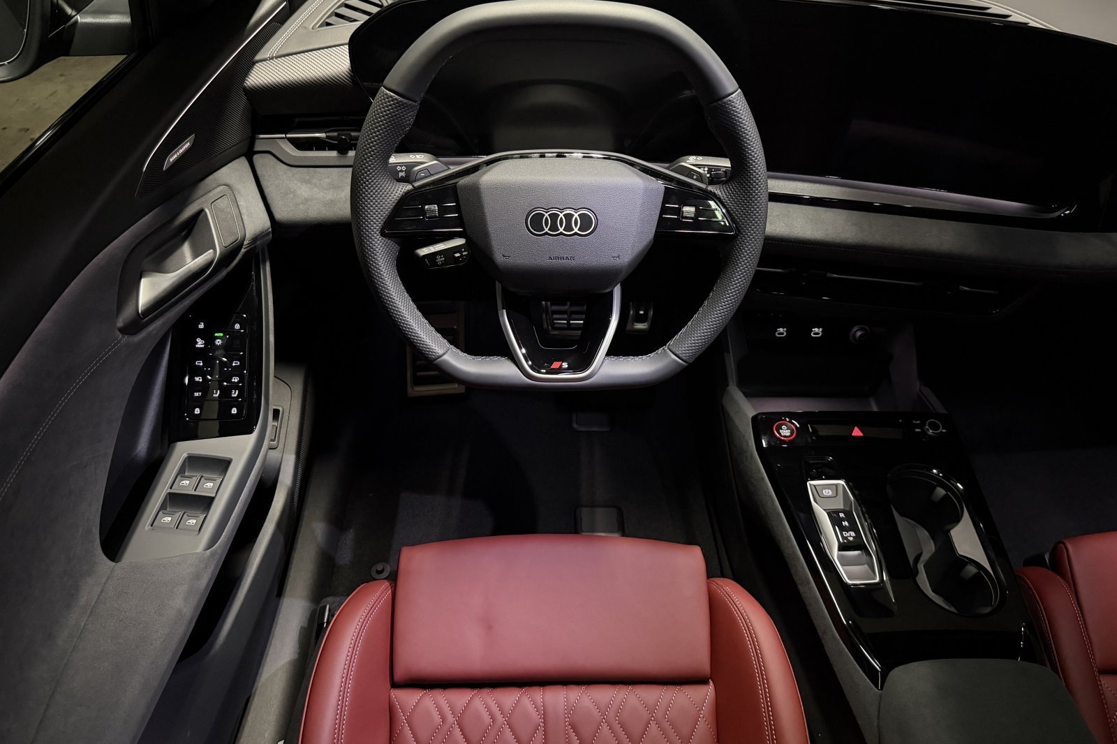 New 2027 Audi SQ6 e-tron Prestige AWD/4WD image 13