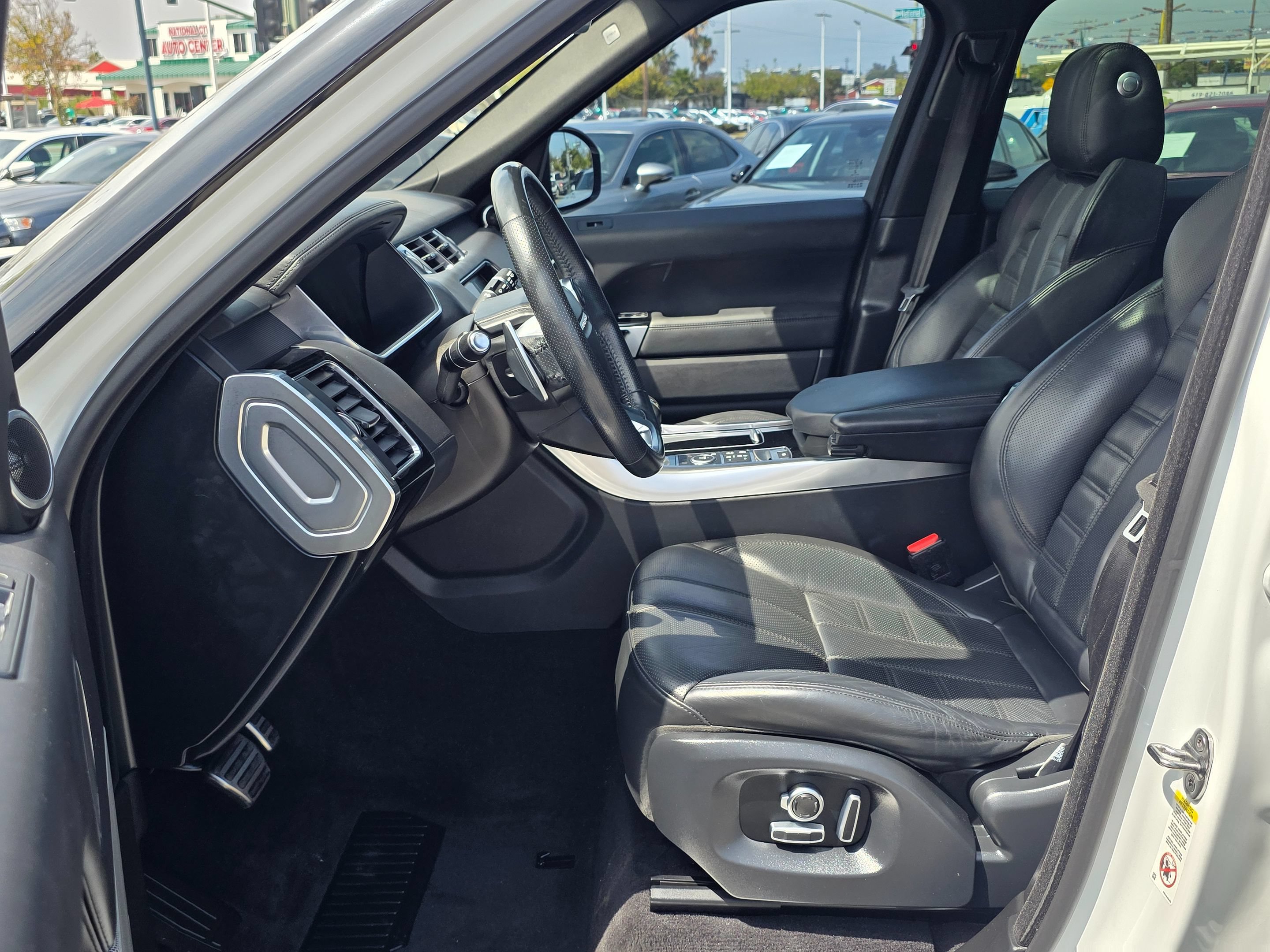 Used 2017 Land Rover Range Rover Sport Autobiography AWD/4WD image 17