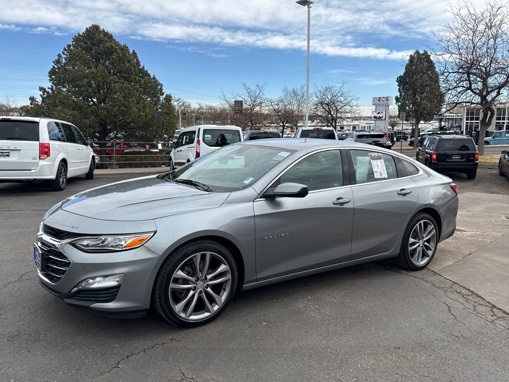 Used 2024 Chevrolet Malibu LT FWD image 3