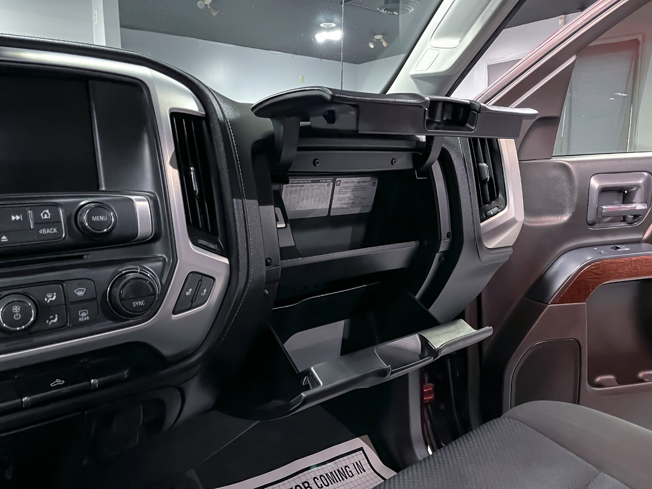 Used 2017 GMC Sierra 1500 SLE w/ SLE Value Package image 24