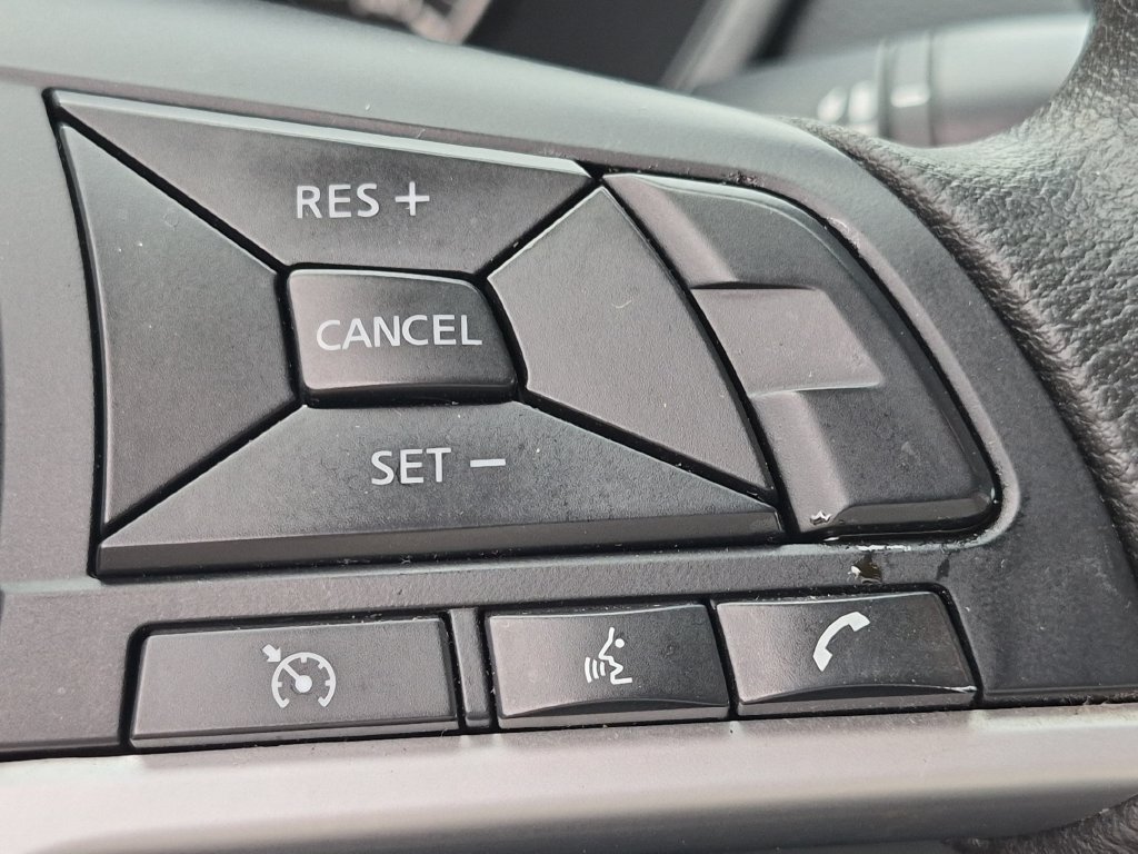 Used 2022 Nissan Altima 2.5 SV FWD image 18