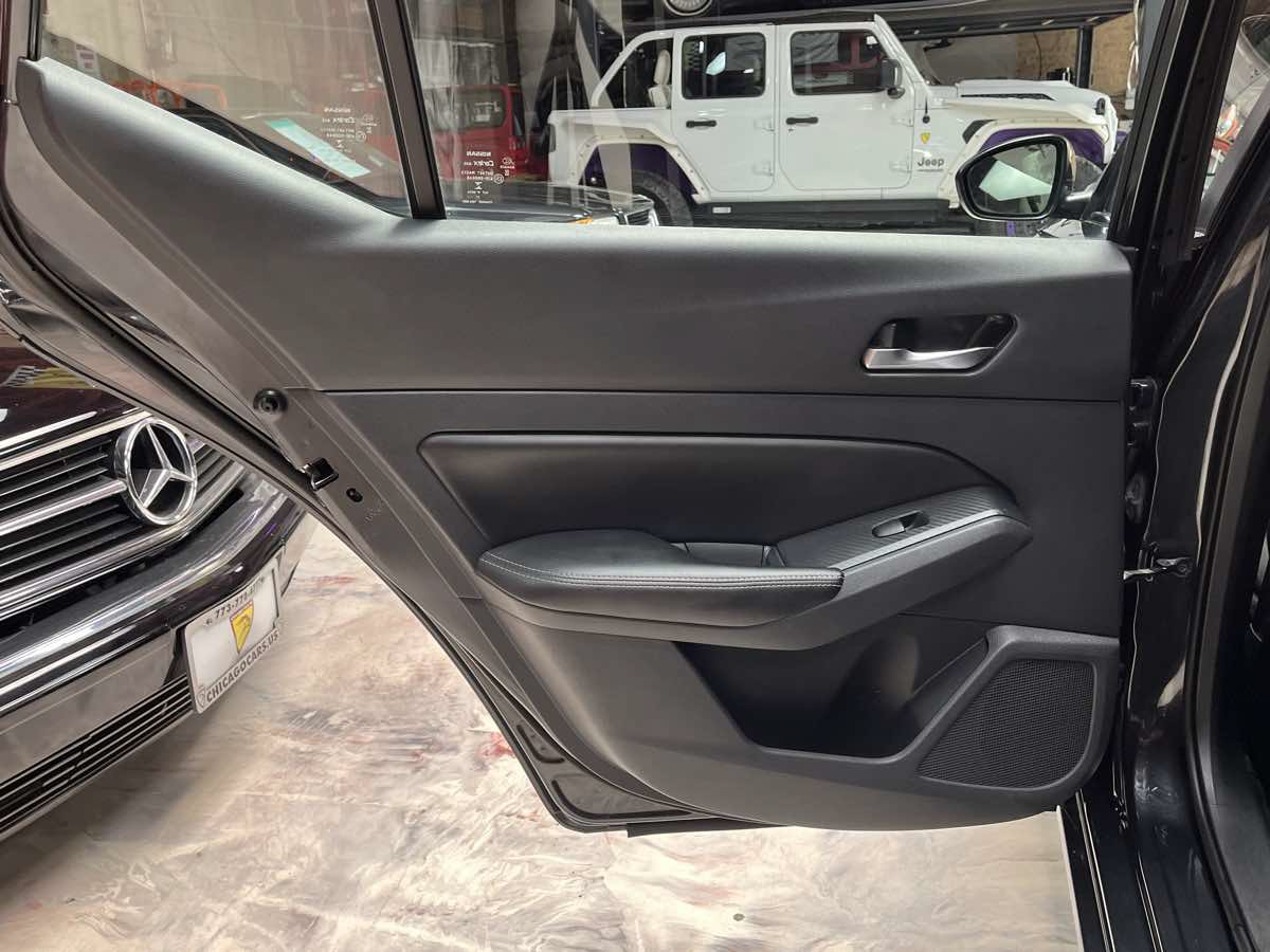 Used 2022 Nissan Altima 2.5 SV FWD image 29