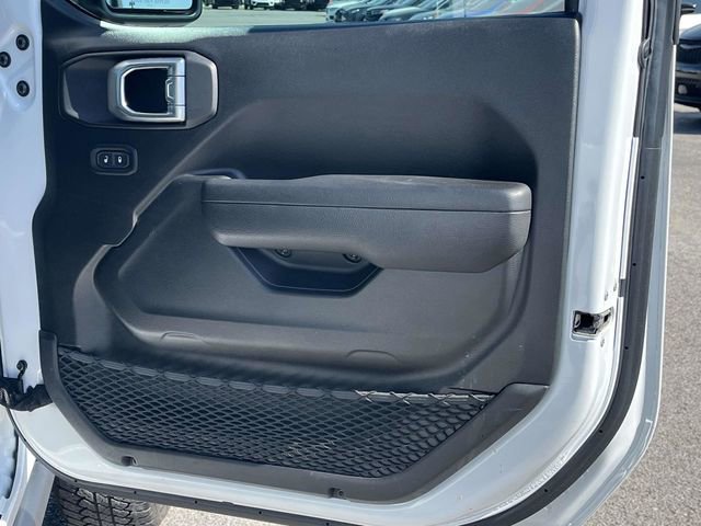 Used 2022 Jeep Gladiator Sport image 25