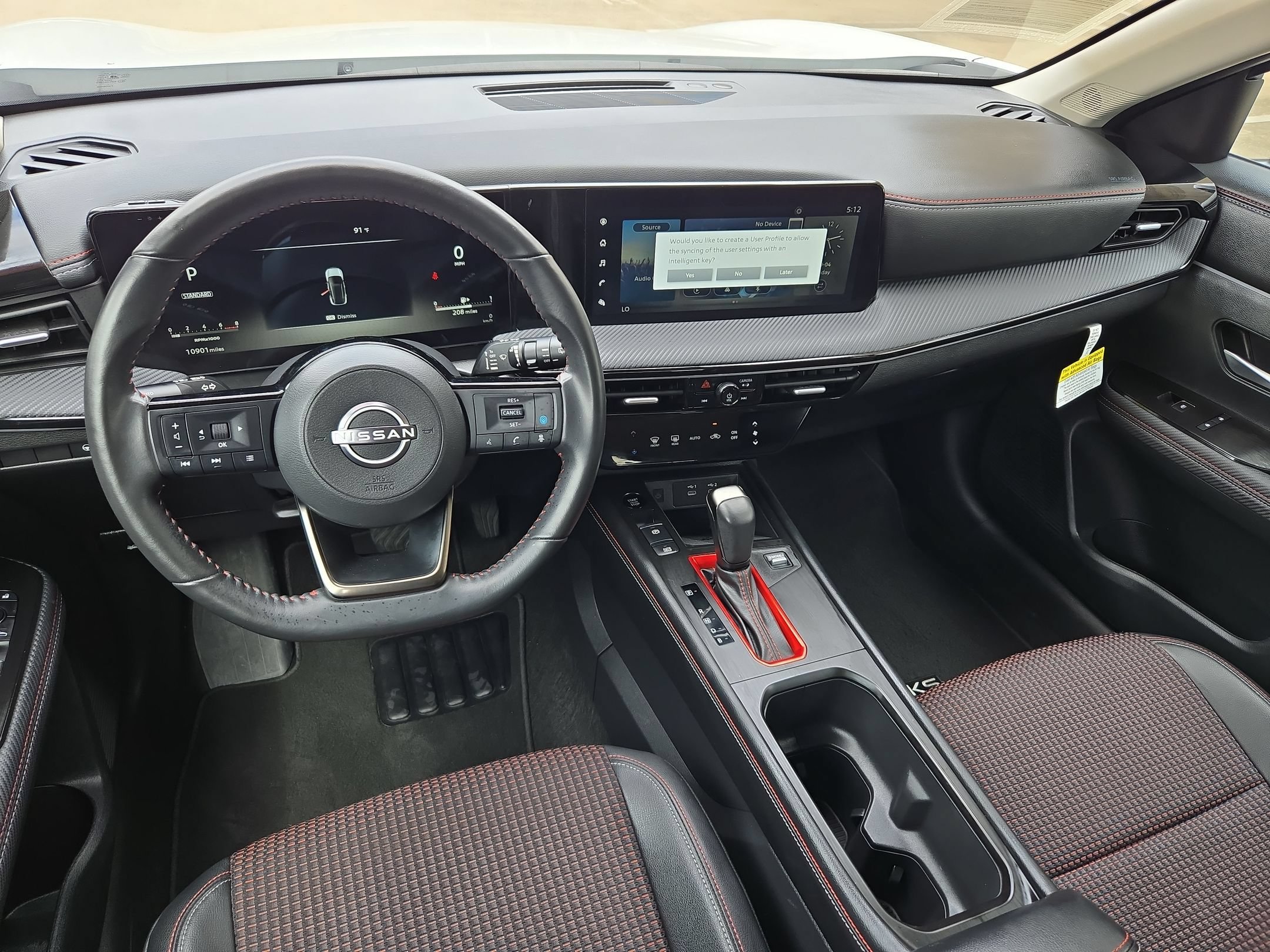 Certified 2025 Nissan Kicks SR FWD image 15