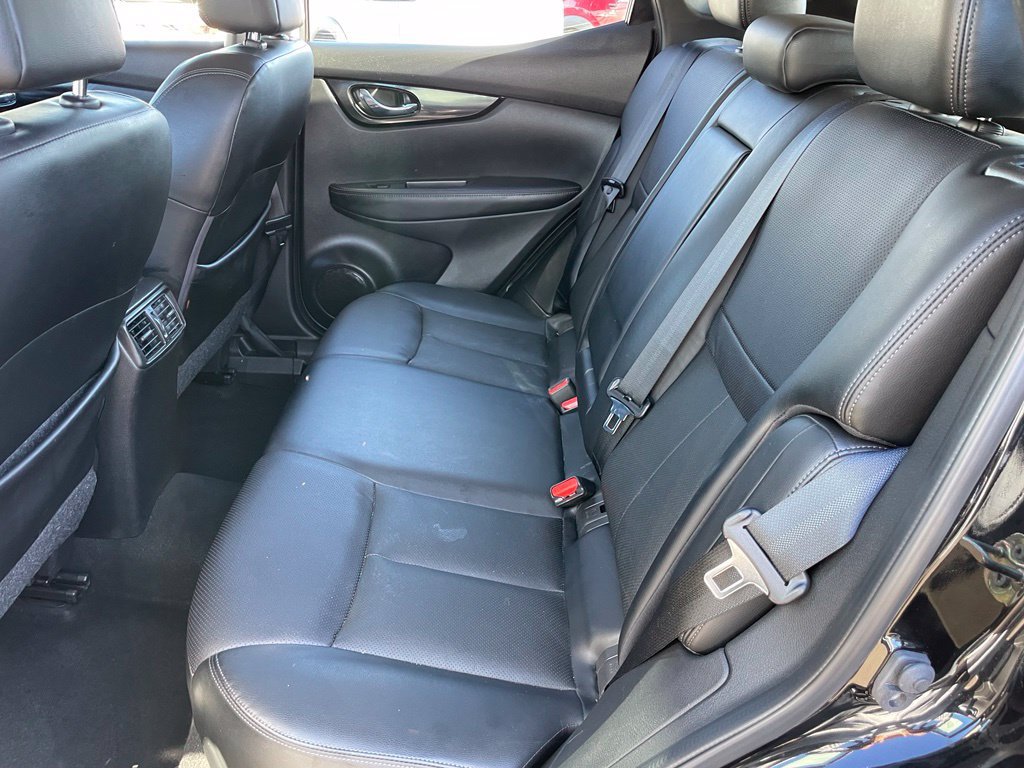 Certified 2022 Nissan Rogue Sport SL AWD/4WD image 7