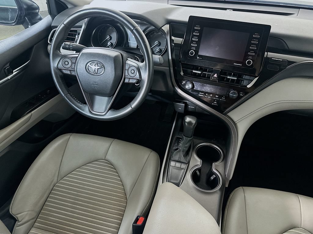 Used 2024 Toyota Camry SE FWD image 17