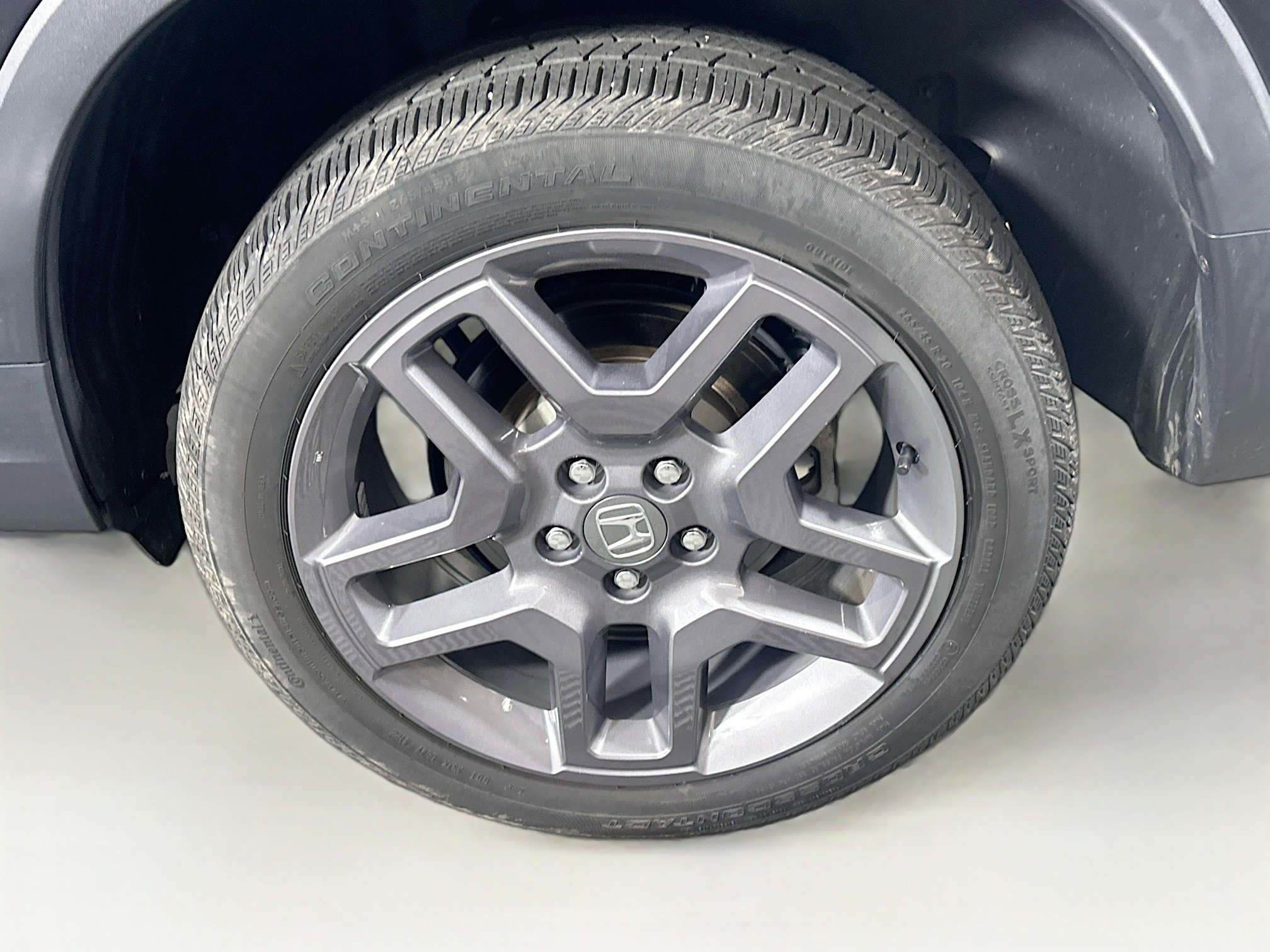 Used 2023 Honda Passport EX-L image 11