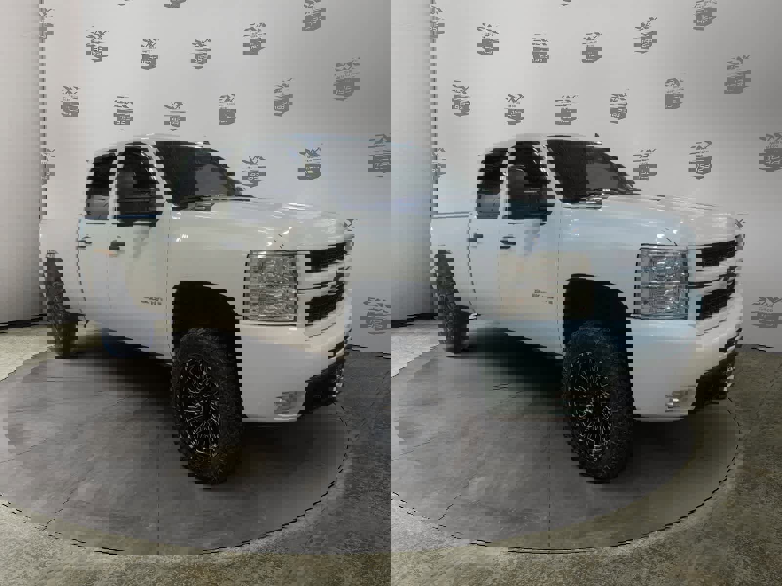 Used 2007 Chevrolet Silverado 2500 LT w/ 1LT Convenience Package image 1