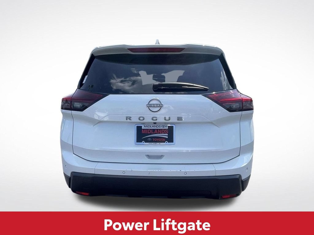 Used 2025 Nissan Rogue SV FWD image 6
