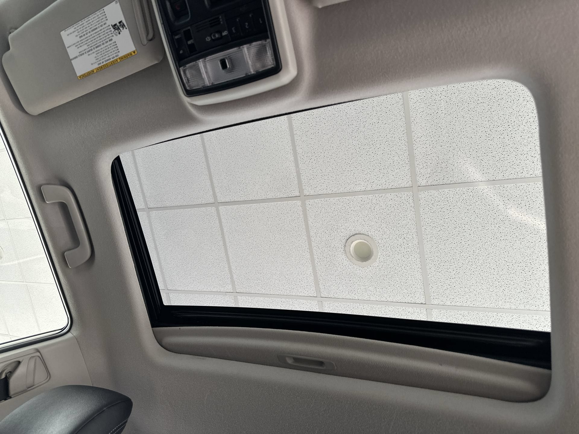 Used 2022 Toyota 4Runner SR5 Premium w/ Moonroof Package RWD image 19