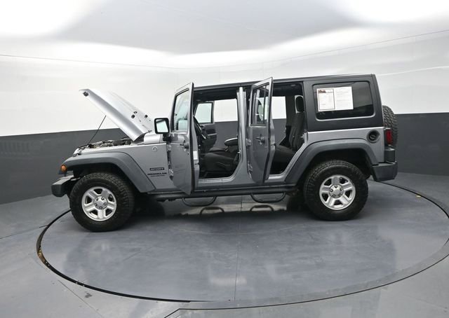Used 2013 Jeep Wrangler Unlimited Sport w/ Connectivity Group image 30