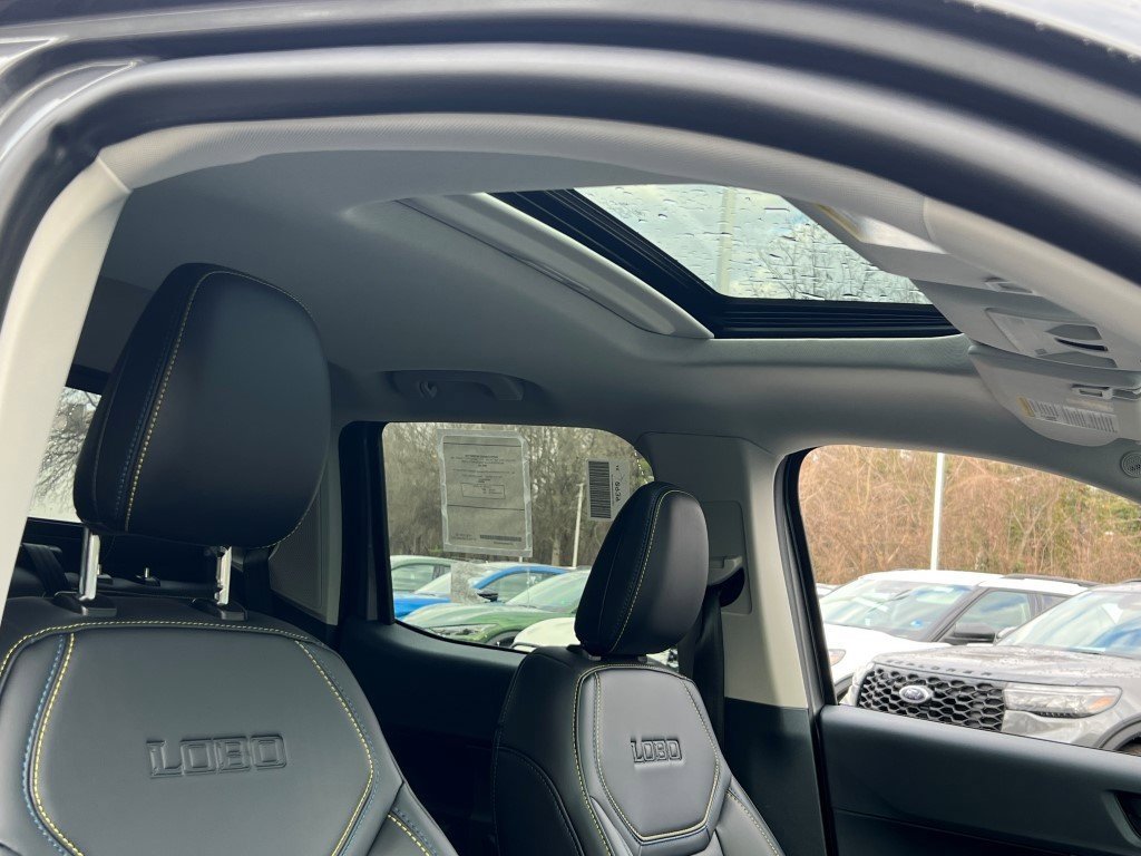 New 2026 Ford Maverick Lobo image 11