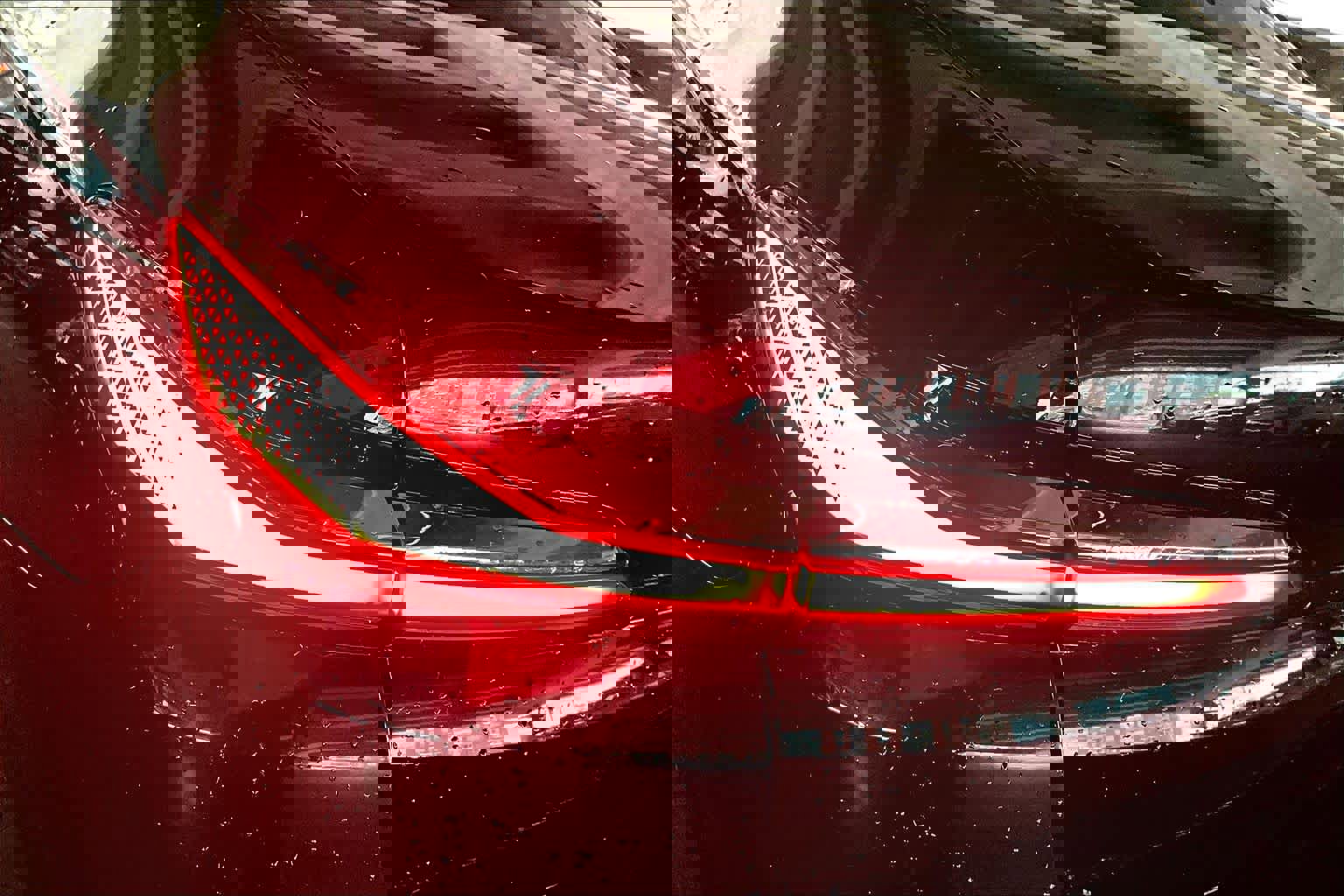 Used 2025 BMW 740i image 28