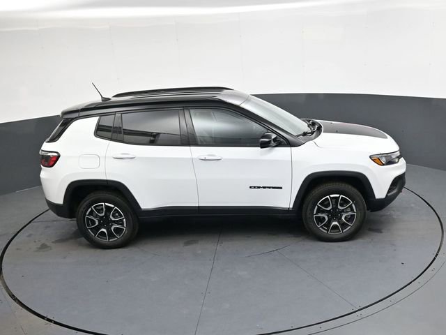 Used 2024 Jeep Compass Trailhawk image 26
