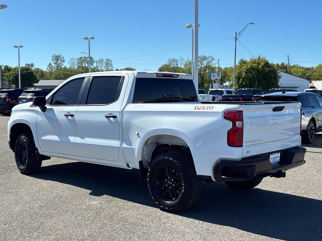 Used 2025 Chevrolet Silverado 1500 Custom Trail Boss AWD/4WD image 6