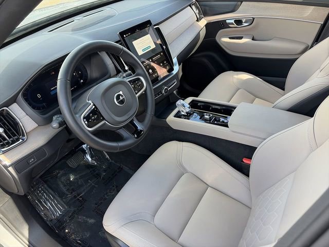 Used 2025 Volvo XC90 B6 Plus image 20