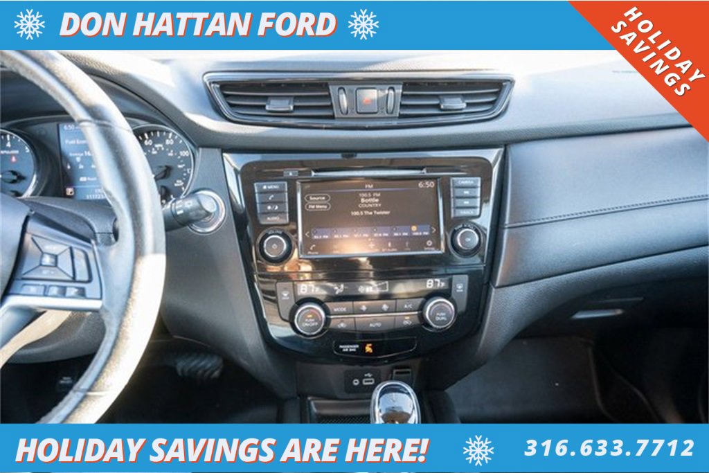 Used 2018 Nissan Rogue SV image 8