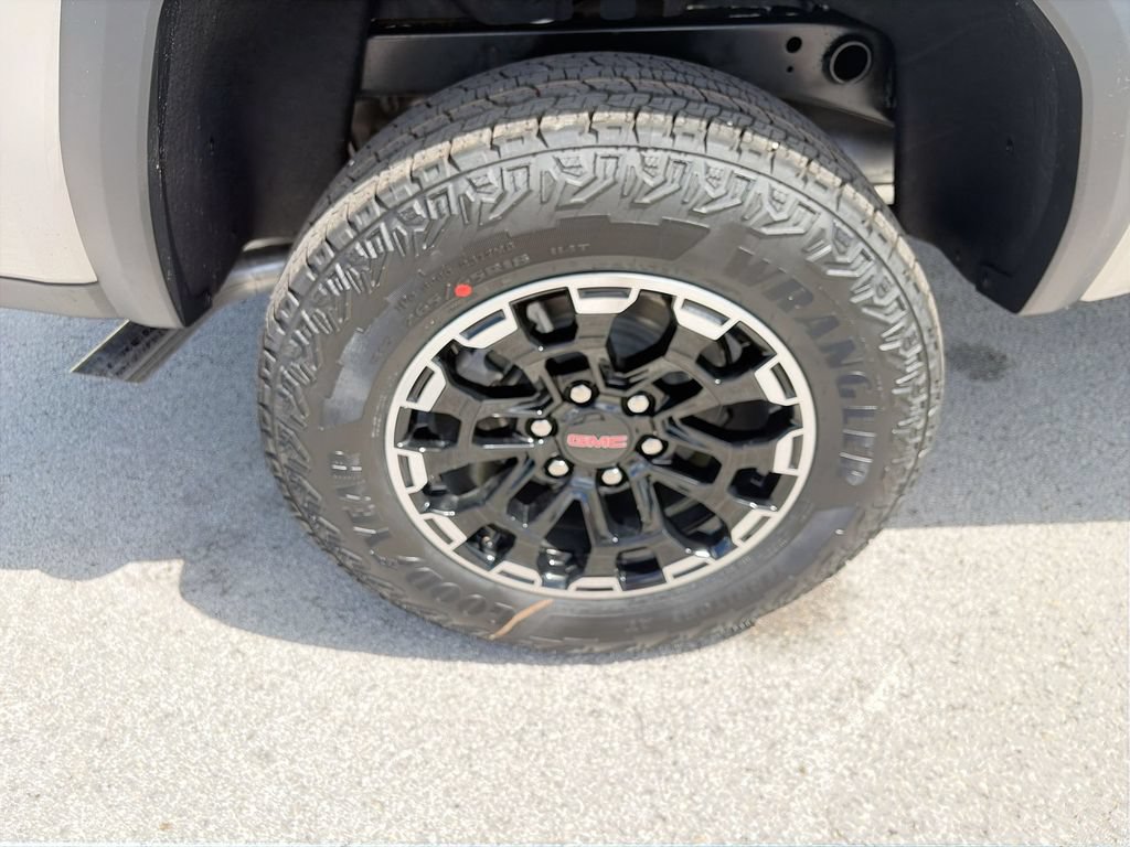 New 2026 GMC Canyon AT4 w/ AT4 Premium Package AWD/4WD image 40