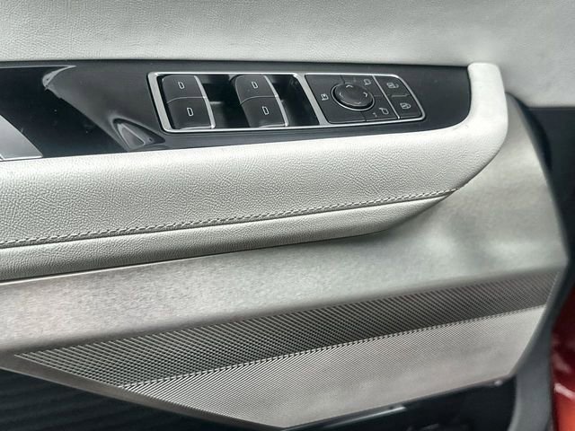 New 2026 Cadillac Vistiq Sport image 25