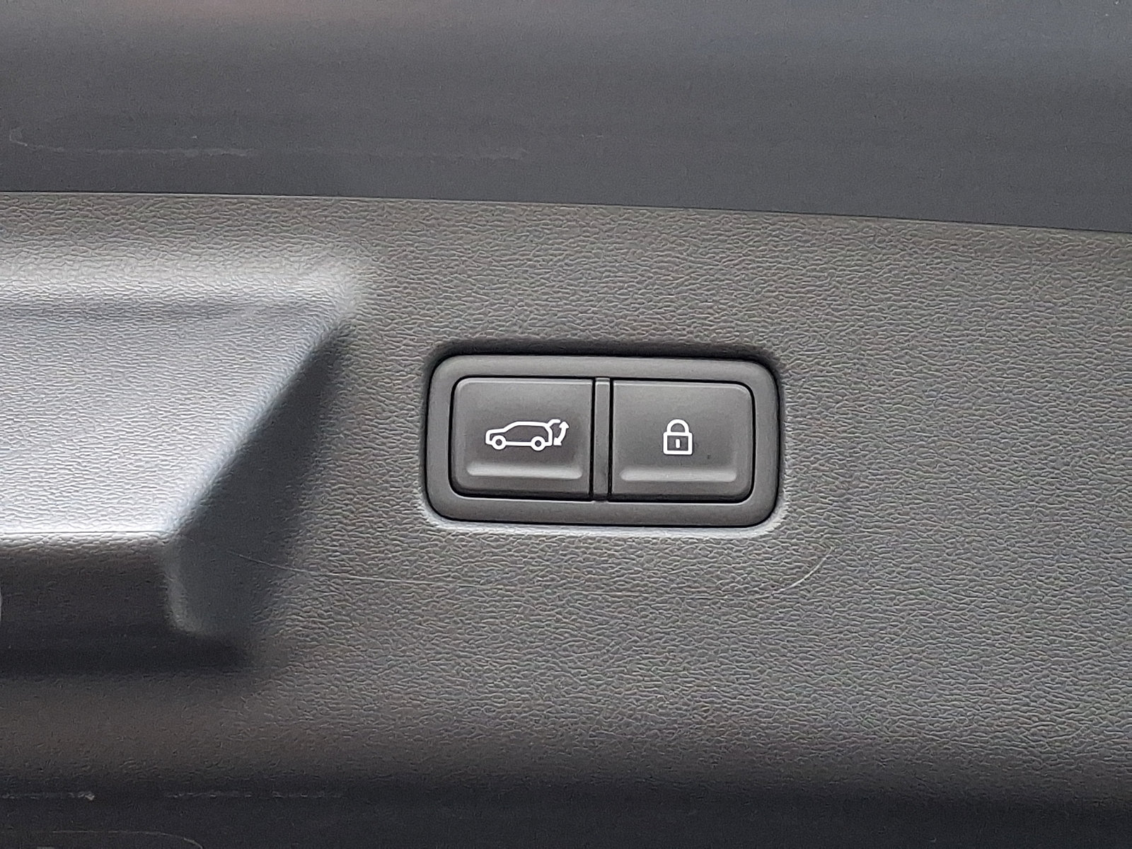 Used 2025 Hyundai Santa Fe SEL AWD/4WD image 28
