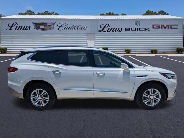 Used 2020 Buick Enclave Essence w/ Sound and Sites Package FWD image 3