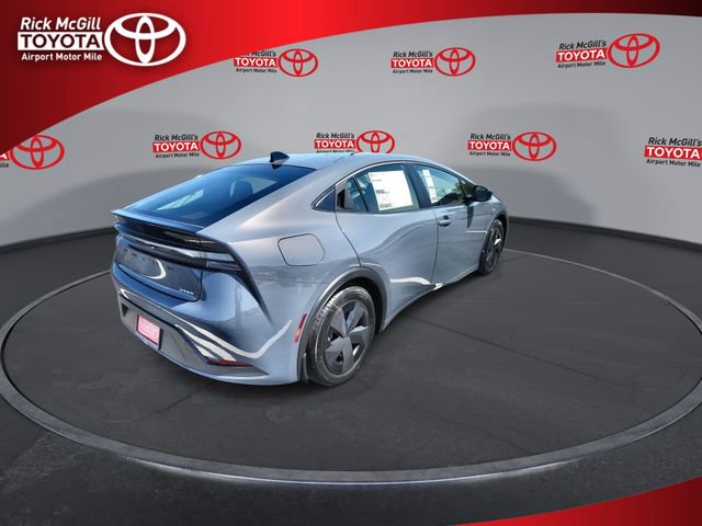 New 2026 Toyota Prius Plug-In Hybrid image 8