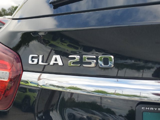 Used 2018 Mercedes-Benz GLA 250 4MATIC image 8