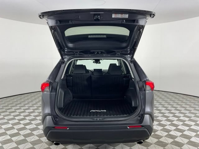 Used 2023 Toyota RAV4 XLE w/ Convenience Package FWD image 8