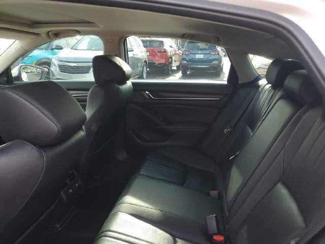 Used 2020 Honda Accord Touring image 8