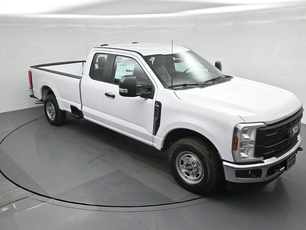 New 2026 Ford F250 XL w/ XL Chrome Package RWD image 32