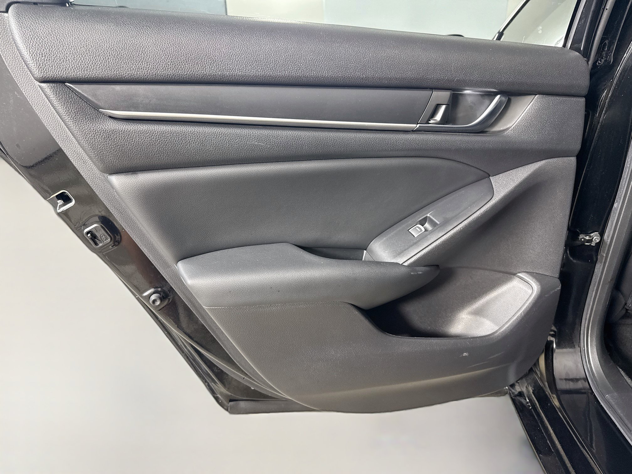 Used 2021 Honda Accord Sport image 26
