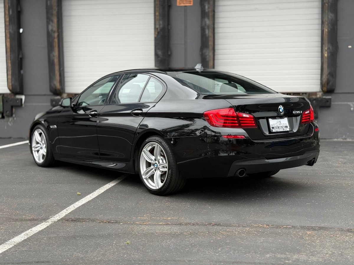 Used 2016 BMW 535i Sedan RWD image 5