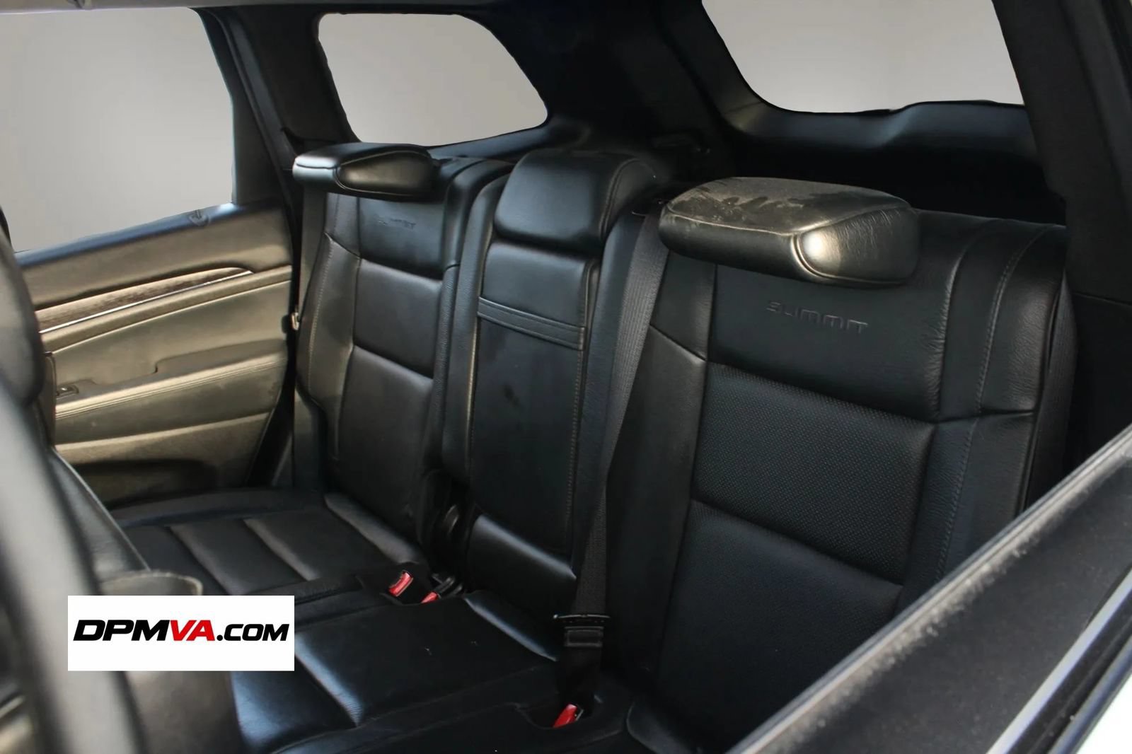 Used 2018 Jeep Grand Cherokee Summit w/ Platinum Series Group AWD/4WD image 17