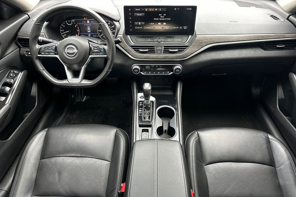 Used 2024 Nissan Altima 2.5 SL FWD image 13