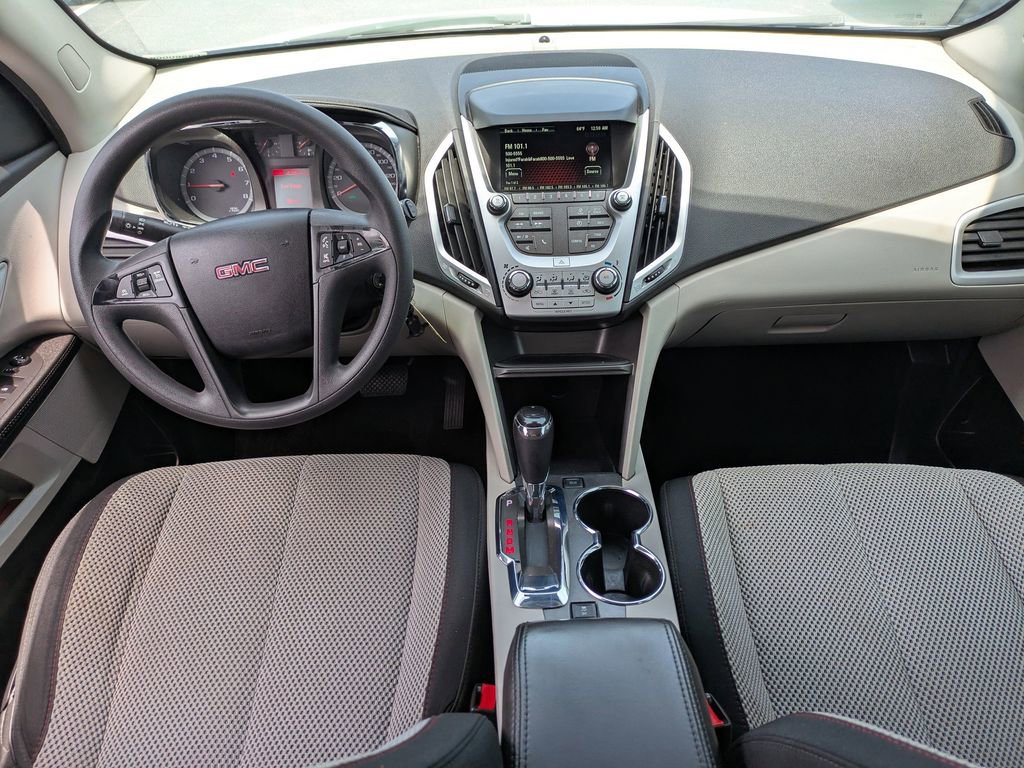 Used 2017 GMC Terrain SLE FWD image 16