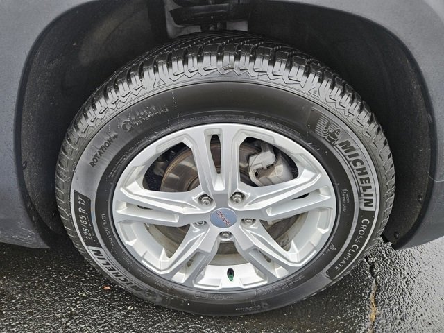 Used 2021 GMC Terrain SLE w/ LPO, Floor Liner Package image 22