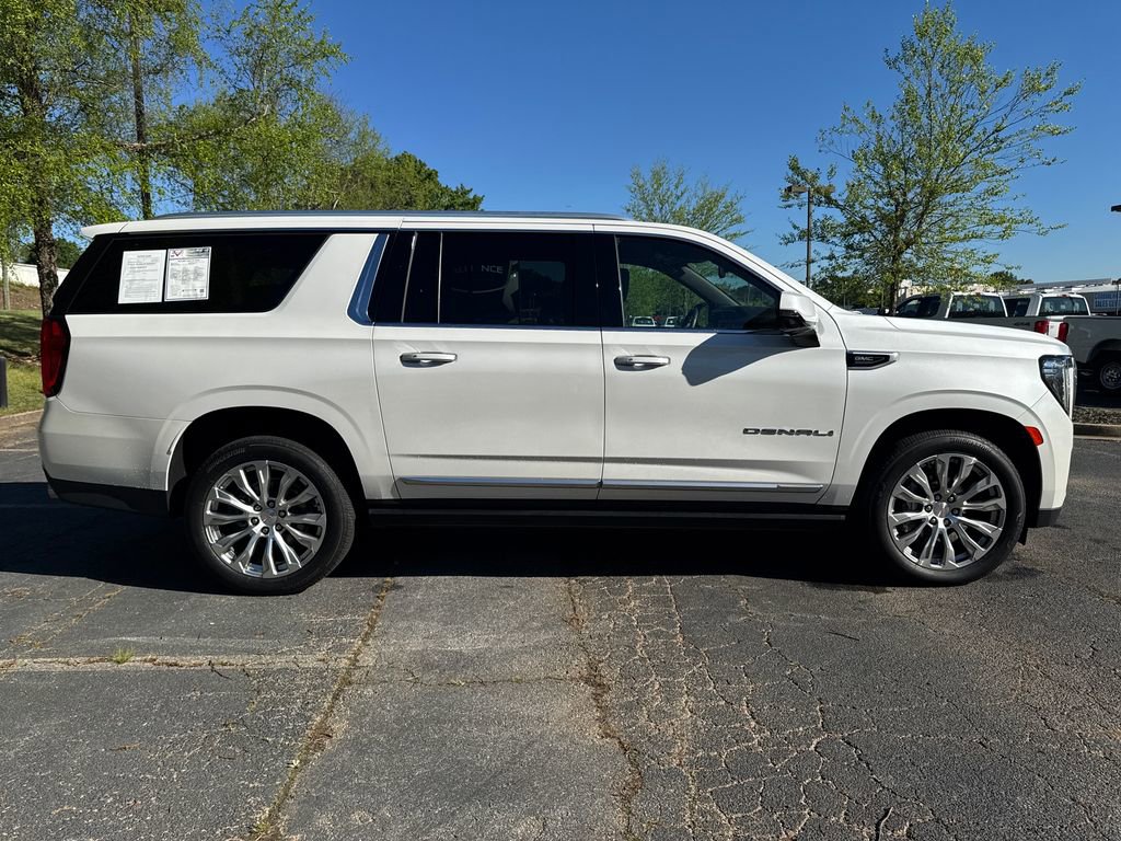 Used 2023 GMC Yukon XL Denali w/ Max Trailering Package image 4