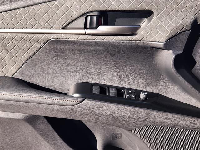 New 2026 Toyota Camry XLE AWD/4WD image 17