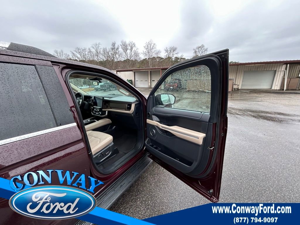 Used 2024 Ford Expedition Max Limited image 25