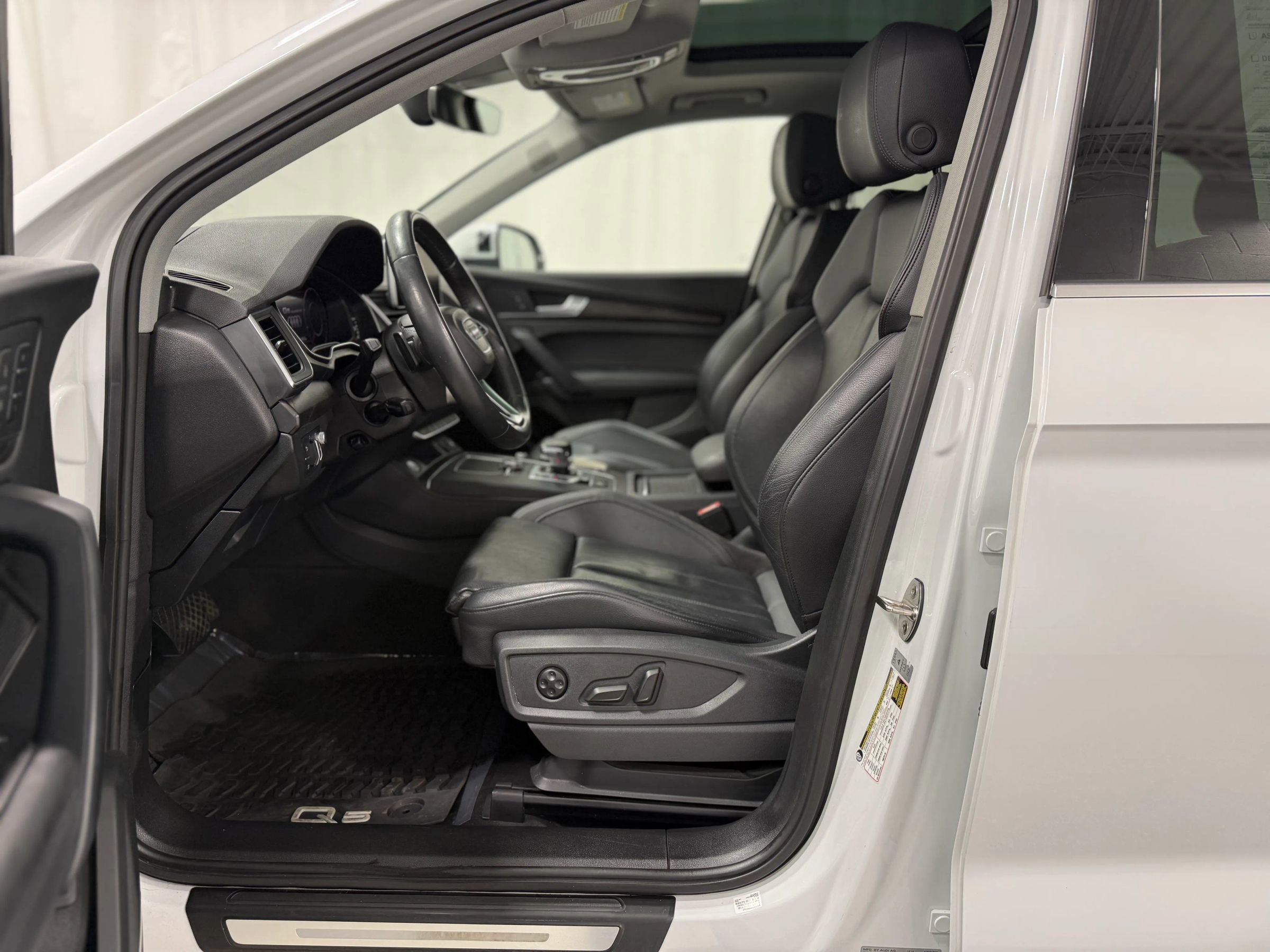 Used 2019 Audi Q5 Prestige AWD/4WD image 13