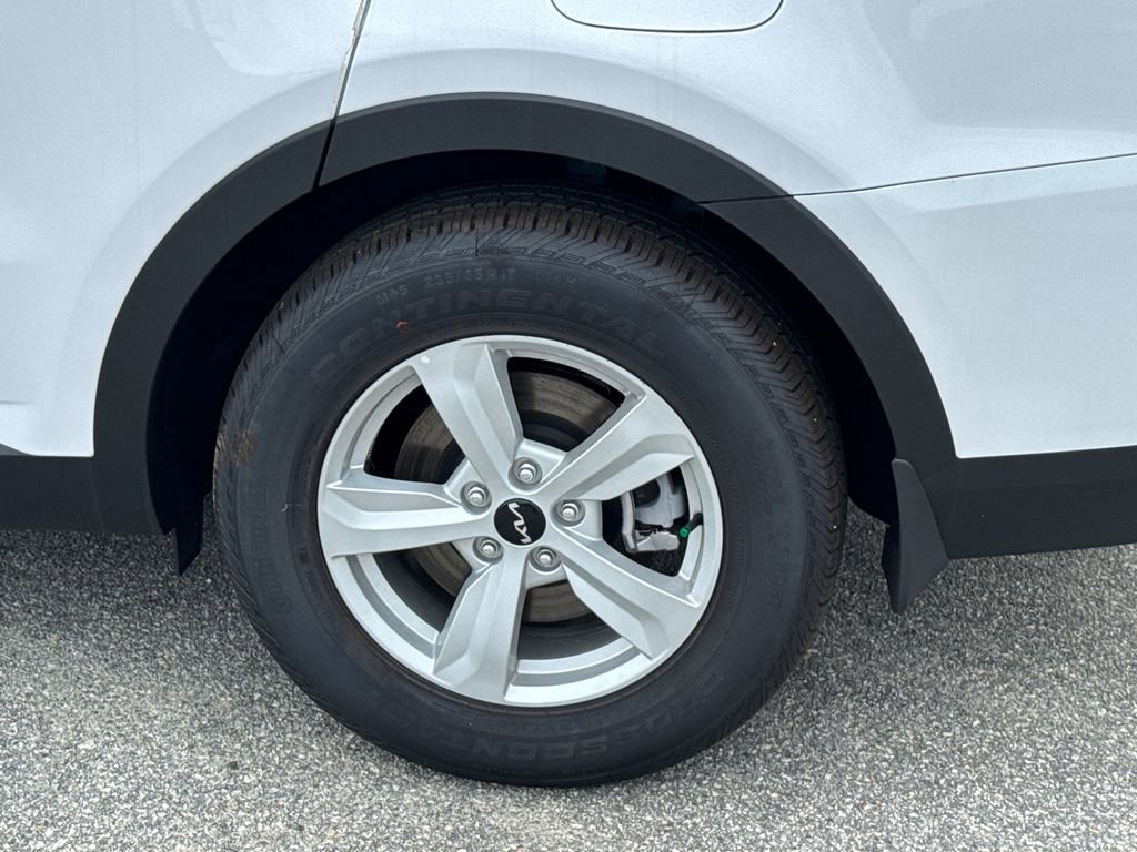 New 2025 Kia Sorento LX image 19